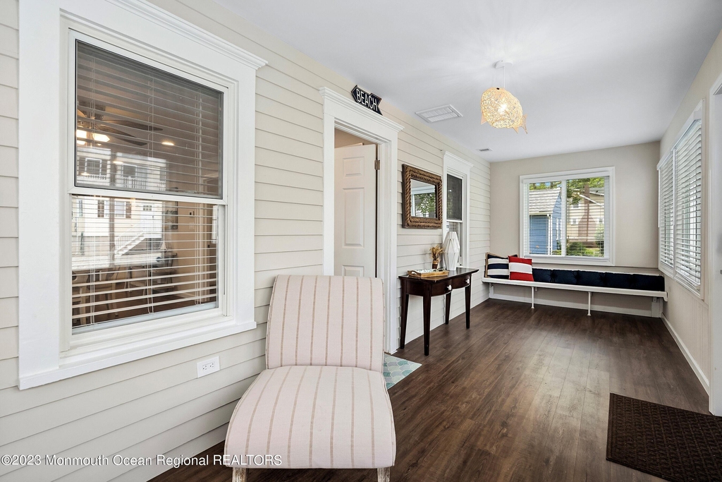 509 Monmouth Avenue - Photo 6