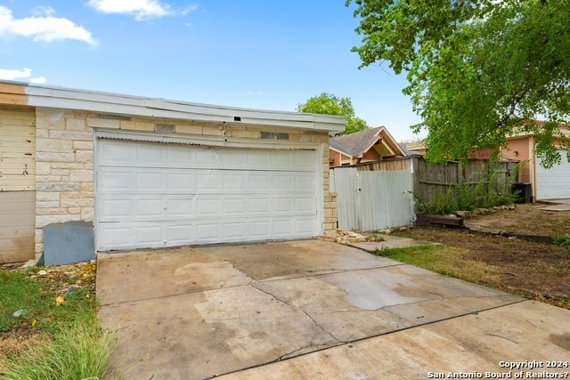 9630 Simplicity Dr - Photo 18