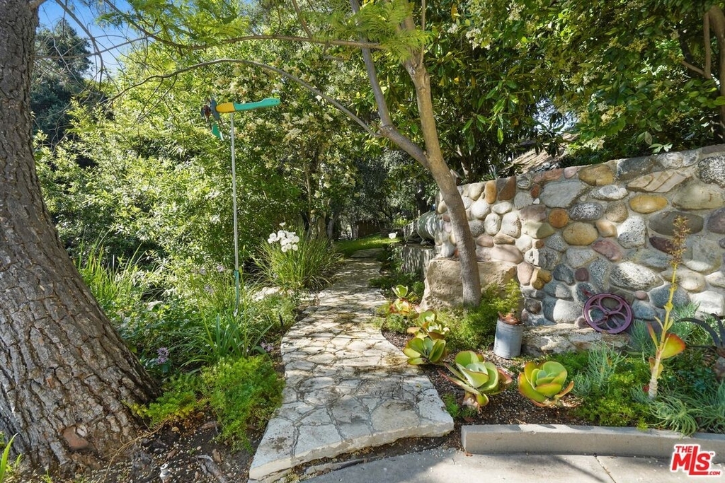 964 Old Topanga Canyon Rd - Photo 48