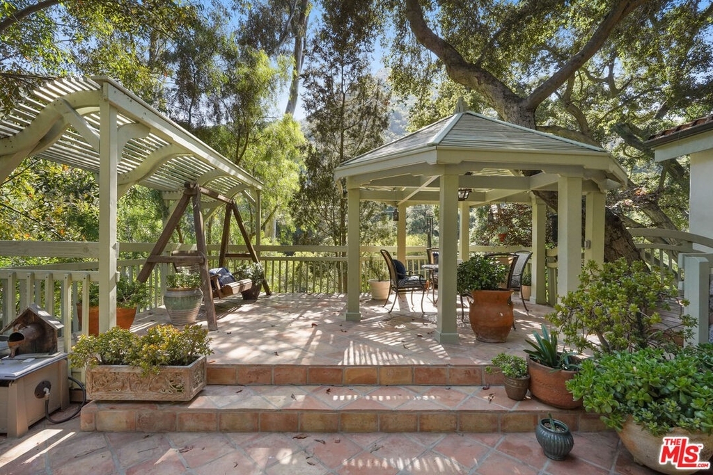 964 Old Topanga Canyon Rd - Photo 4