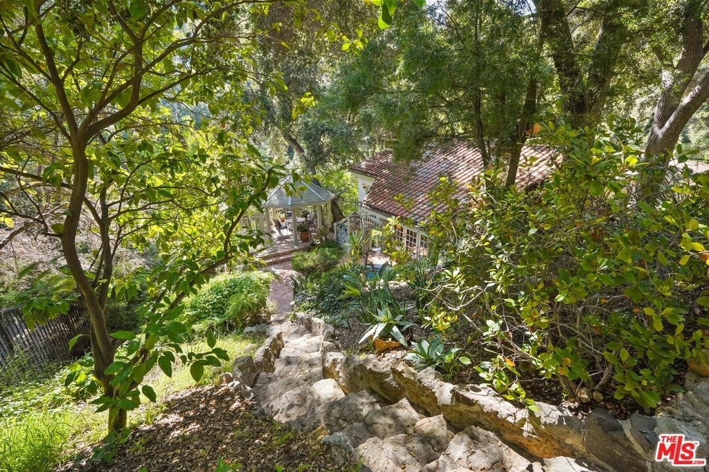 964 Old Topanga Canyon Rd - Photo 41