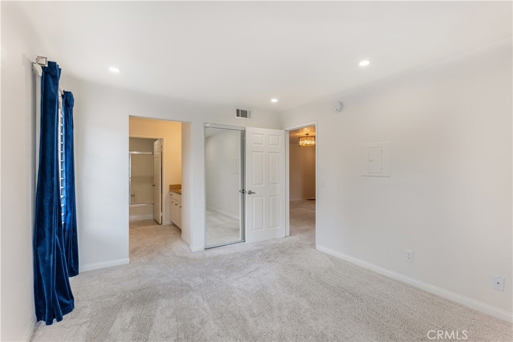 5545 Canoga Avenue - Photo 4