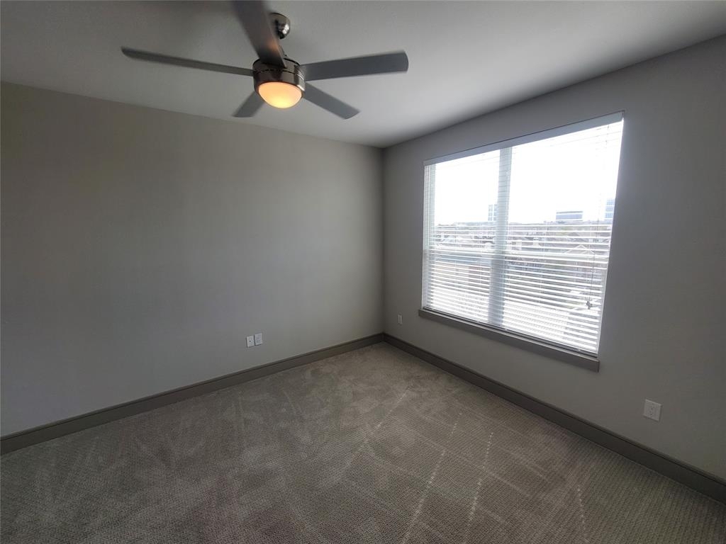 180 W Gray Street - Photo 9