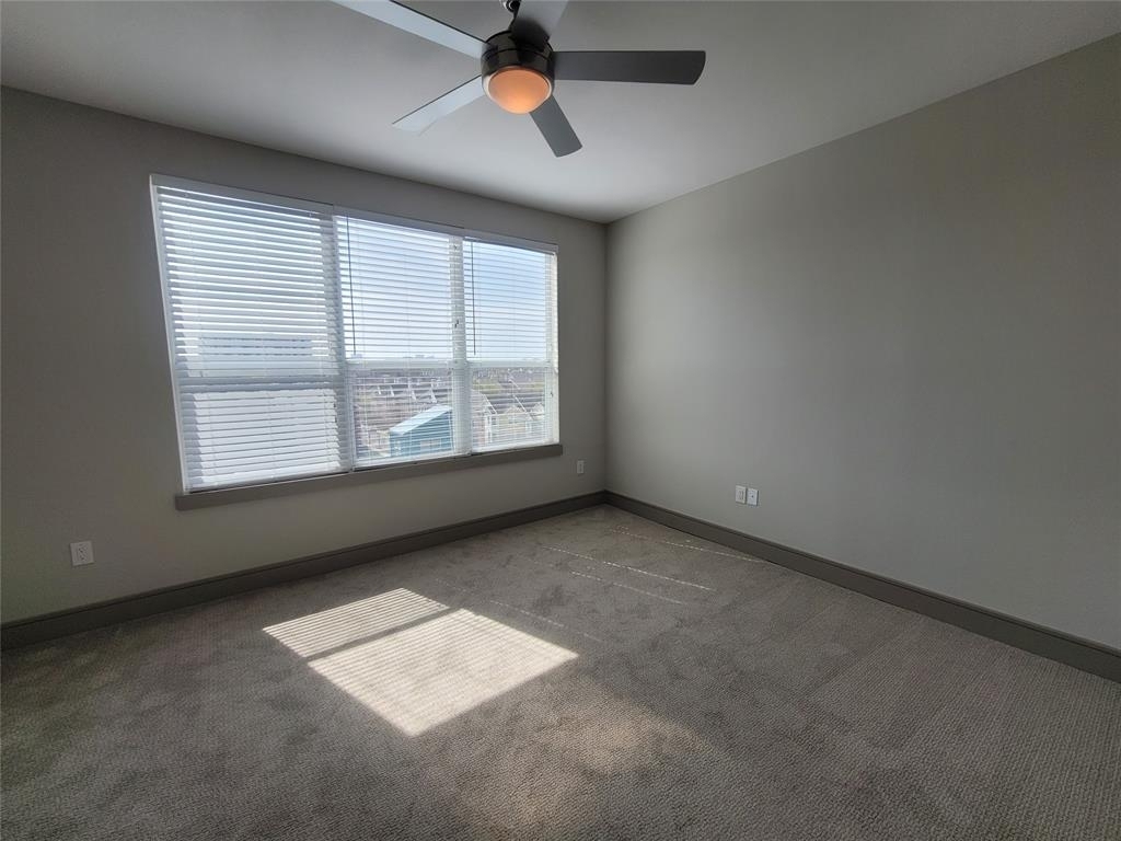 180 W Gray Street - Photo 11