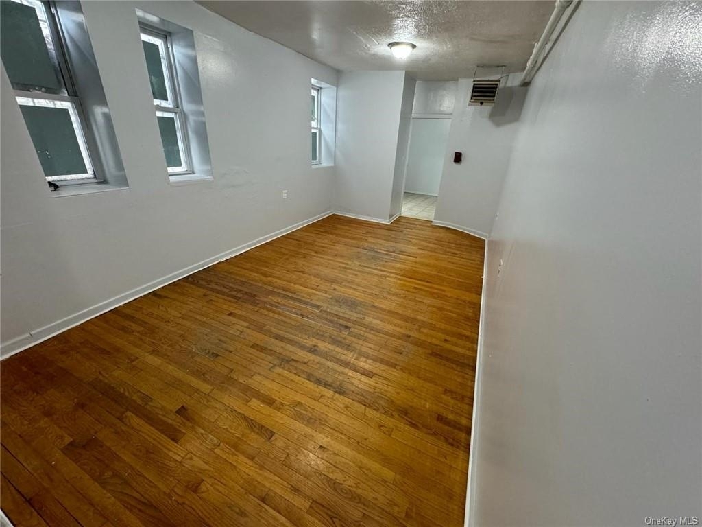 61 W 181st Street - Photo 3