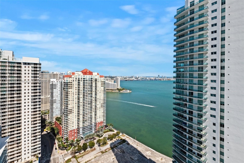 1300 Brickell Bay Dr - Photo 21