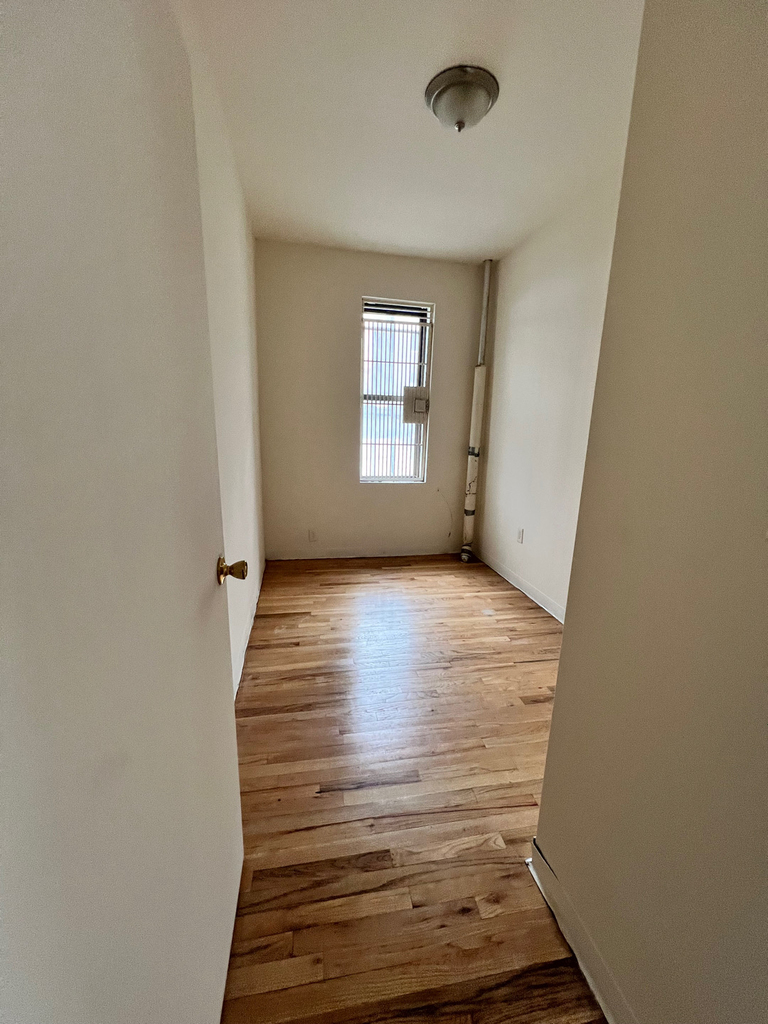 328 East 14th Street - Photo 3