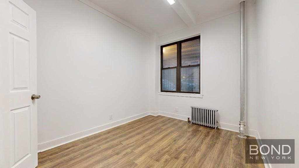 325 West 77th Street - Photo 5