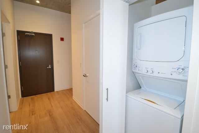 1611 W. Division, Unit A105 - Photo 14