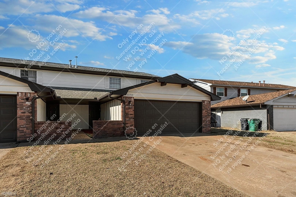 11715 N Francis Ave - Photo 1