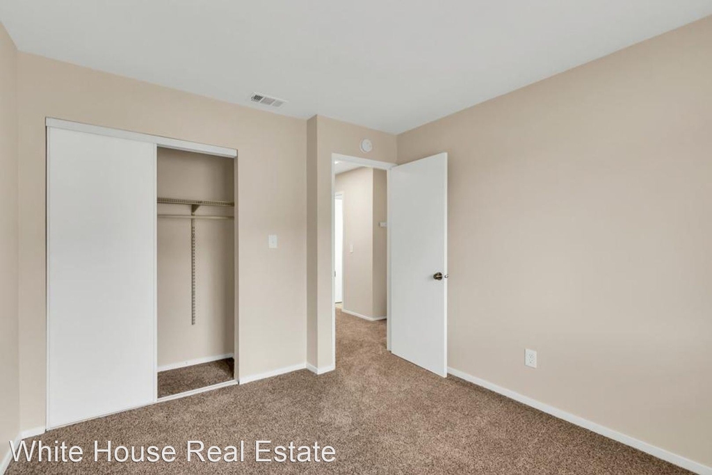 4082 Weymouth Ln - Photo 13