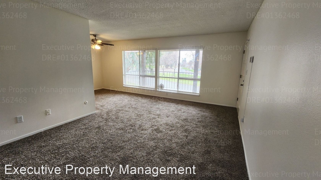 3333 El Encanto Ct Apt. 19 - Photo 15