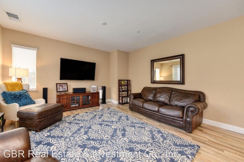 1455 Bicker Circle - Photo 4