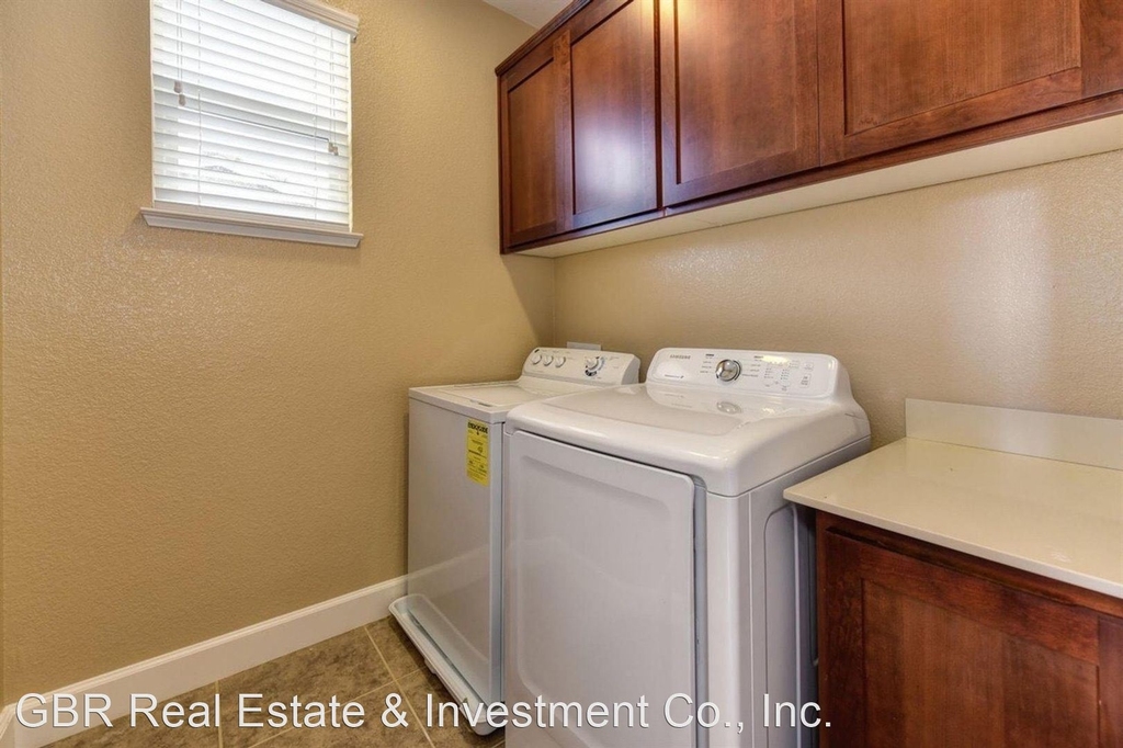 1455 Bicker Circle - Photo 12