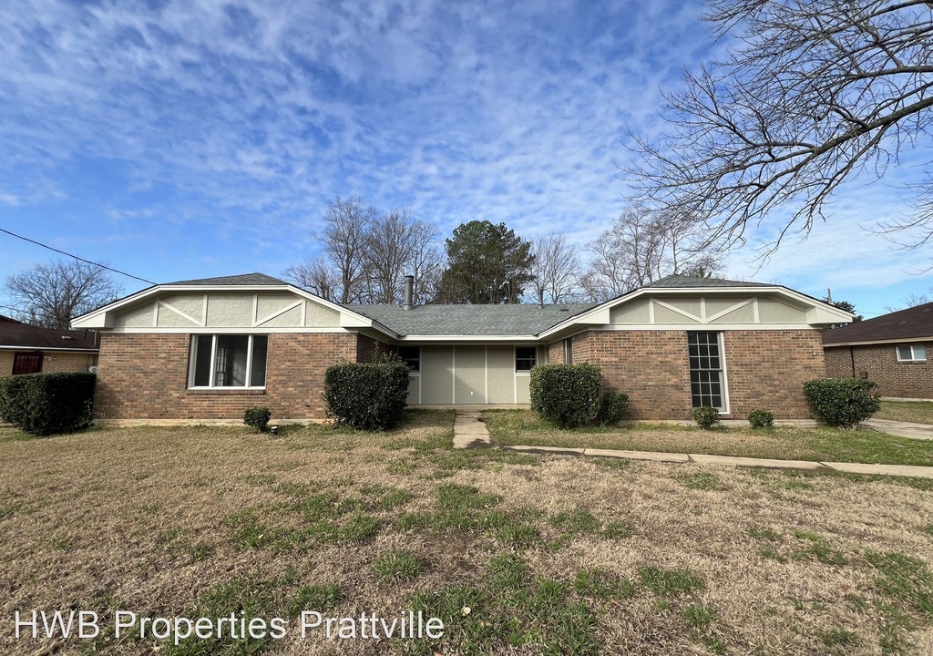 2208 Semmes Drive - Photo 0