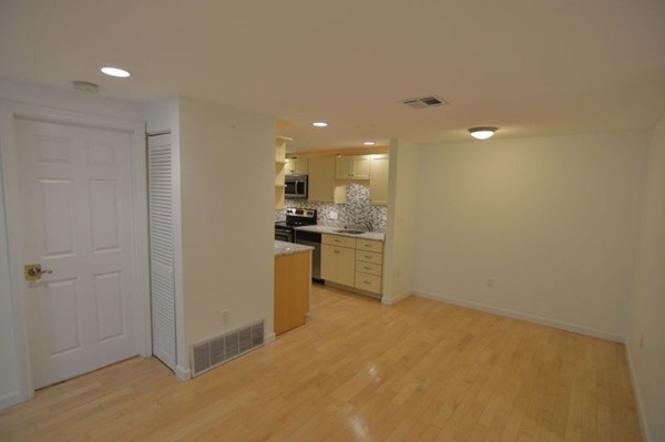 336 Adams Street - Photo 2