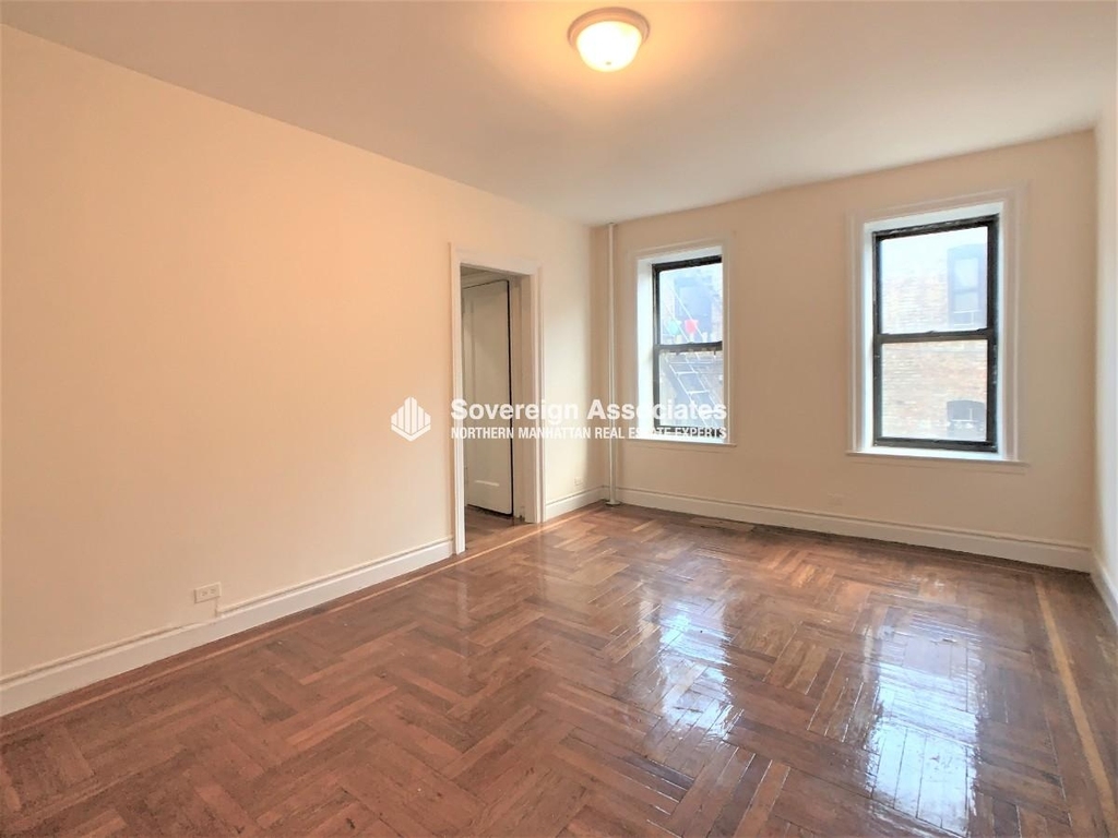 20 Magaw Place - Photo 0