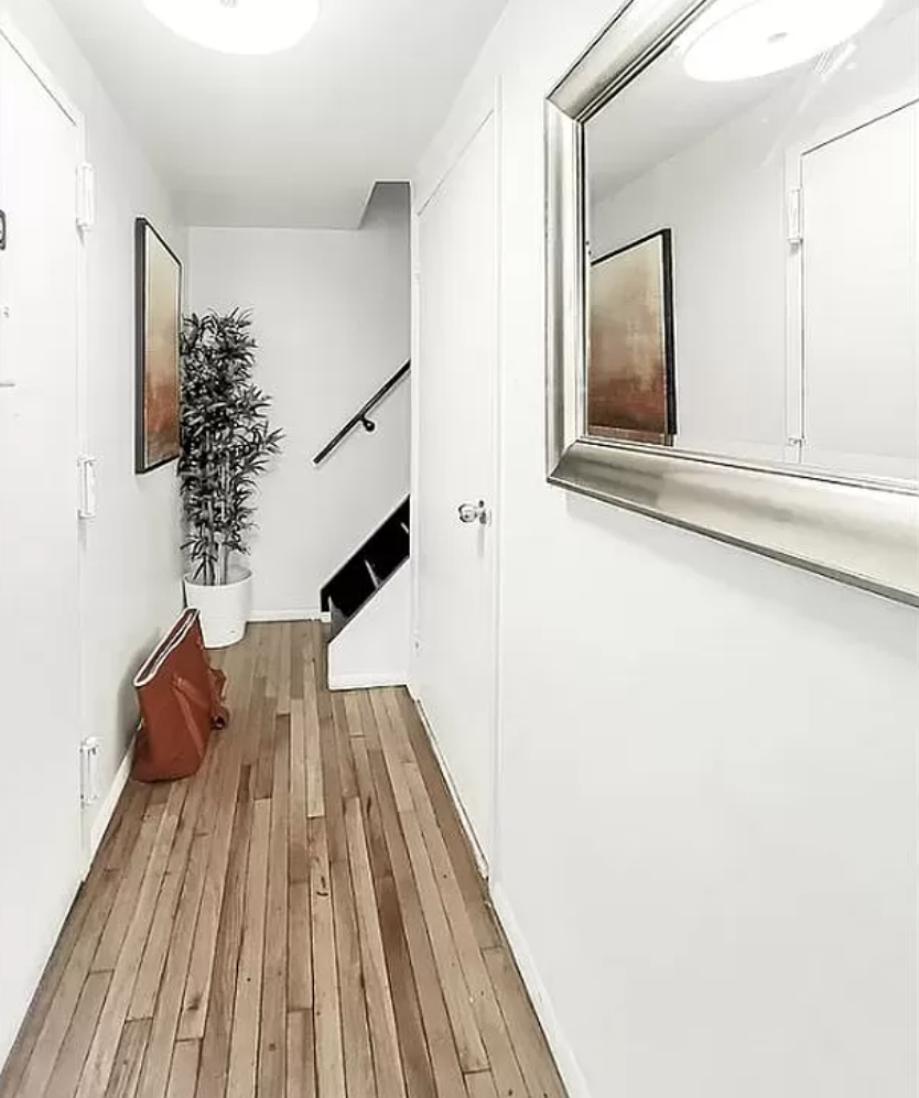 212 East 10th Street - Photo 2