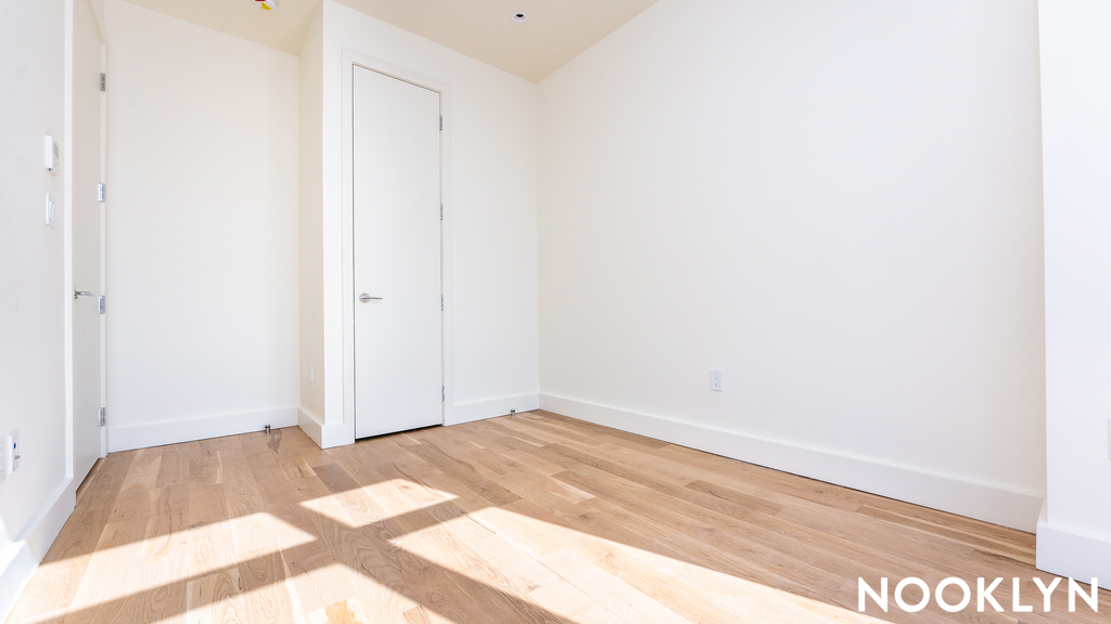 169 Johnson Ave #504 - Photo 9