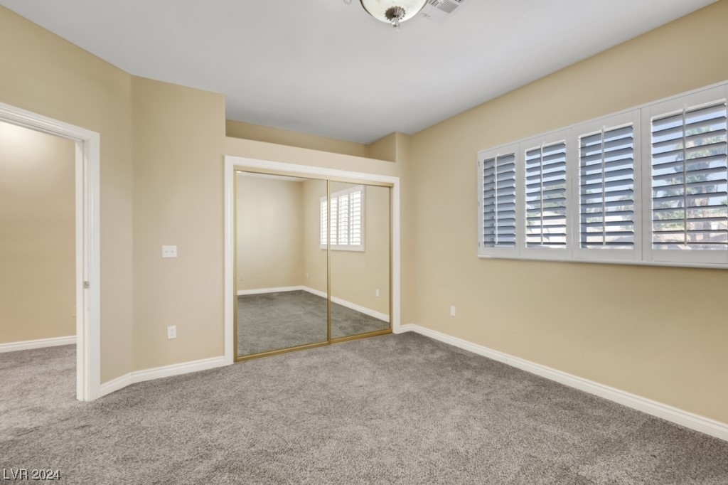 8121 Horizon Lake Drive - Photo 33