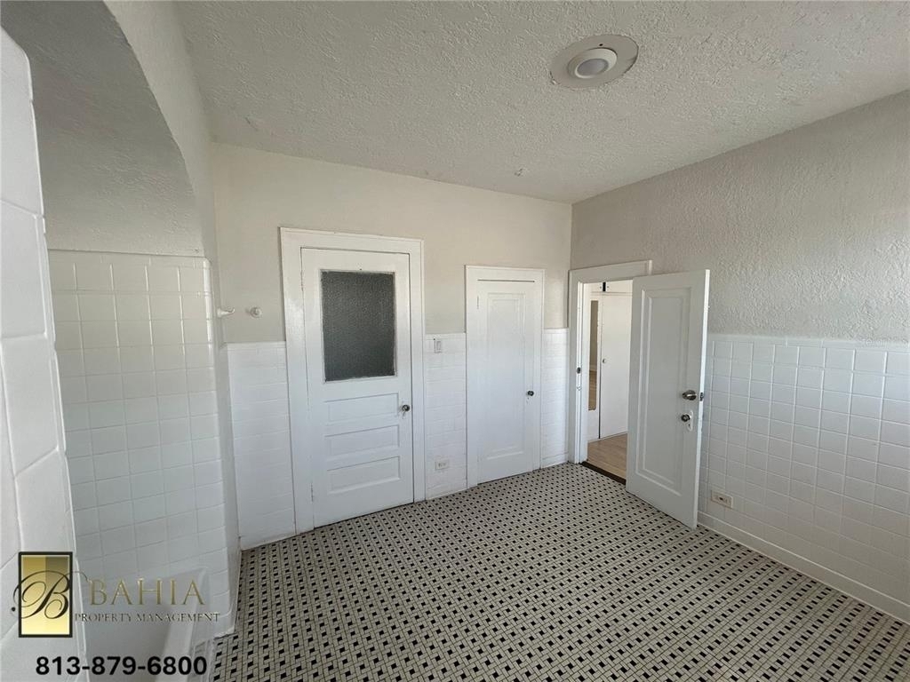 2904 W Chestnut Street - Photo 15