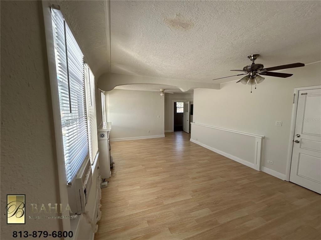 2904 W Chestnut Street - Photo 3