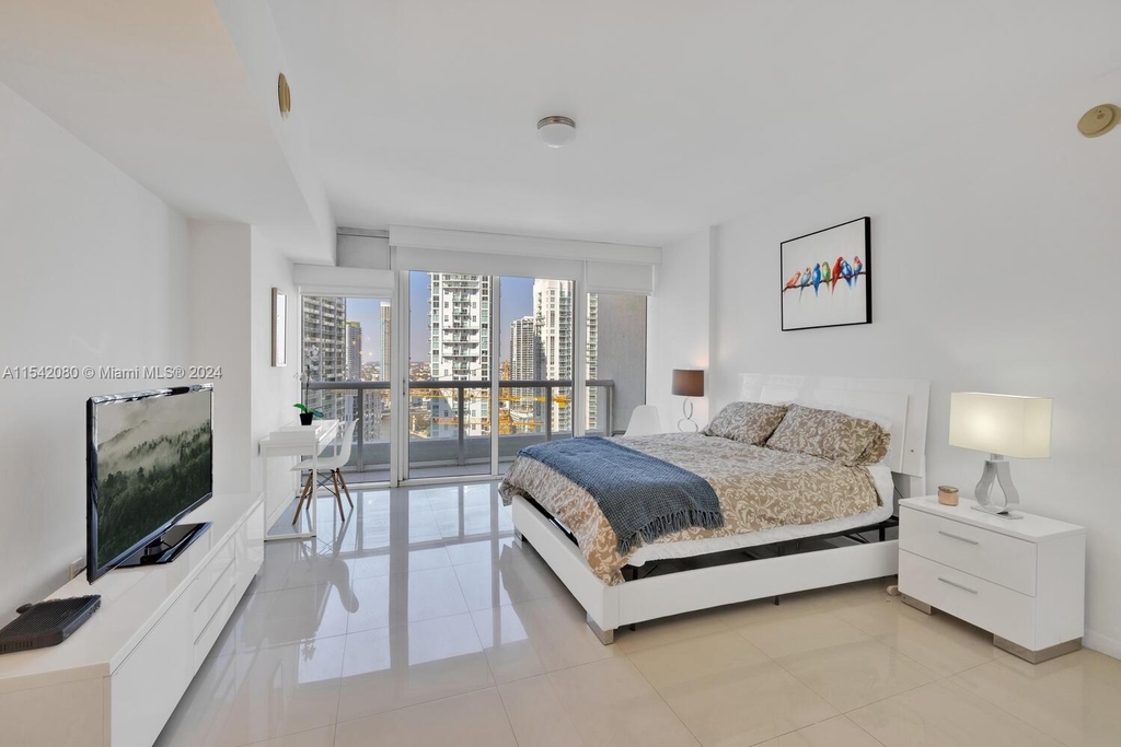 485 Brickell Ave - Photo 6