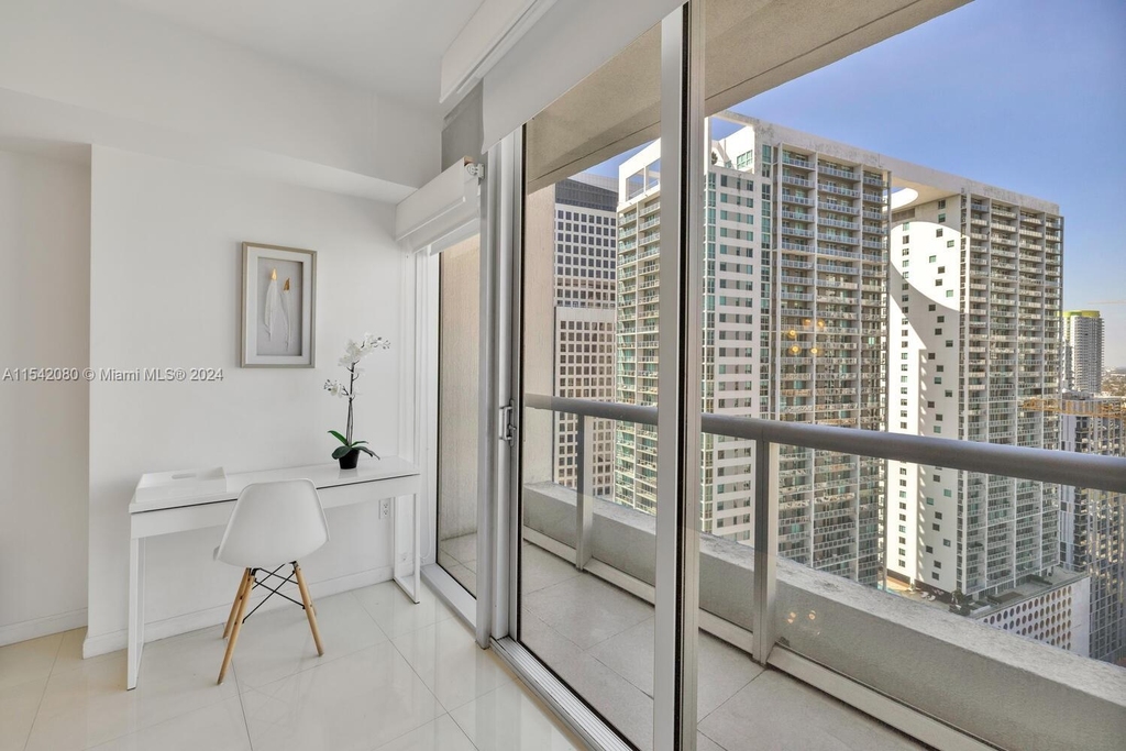 485 Brickell Ave - Photo 8