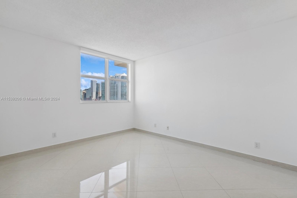 2475 Brickell Ave - Photo 22