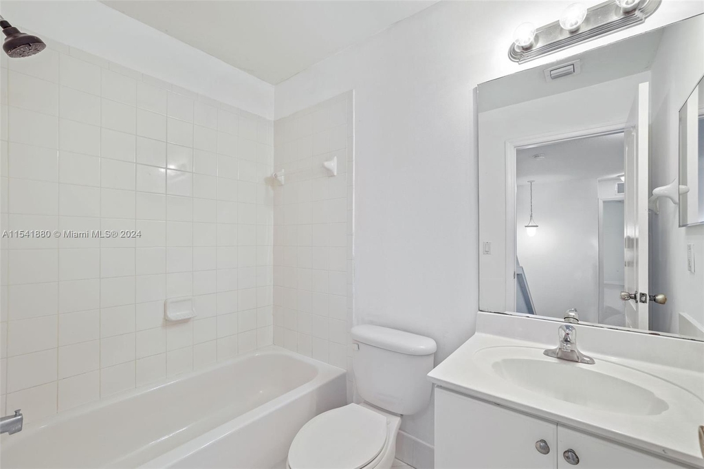 22721 Sw 88th Pl - Photo 21