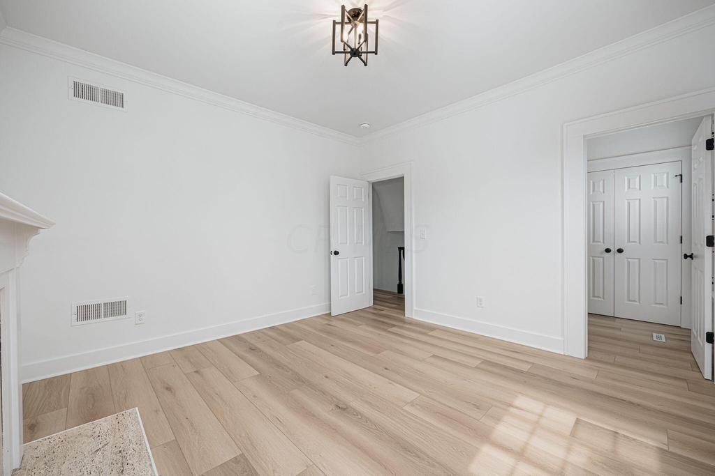 1371 Michigan Avenue - Photo 13