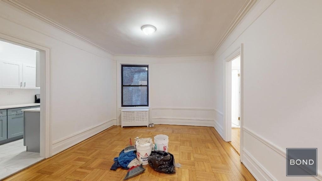 West 102nd Street - Photo 4