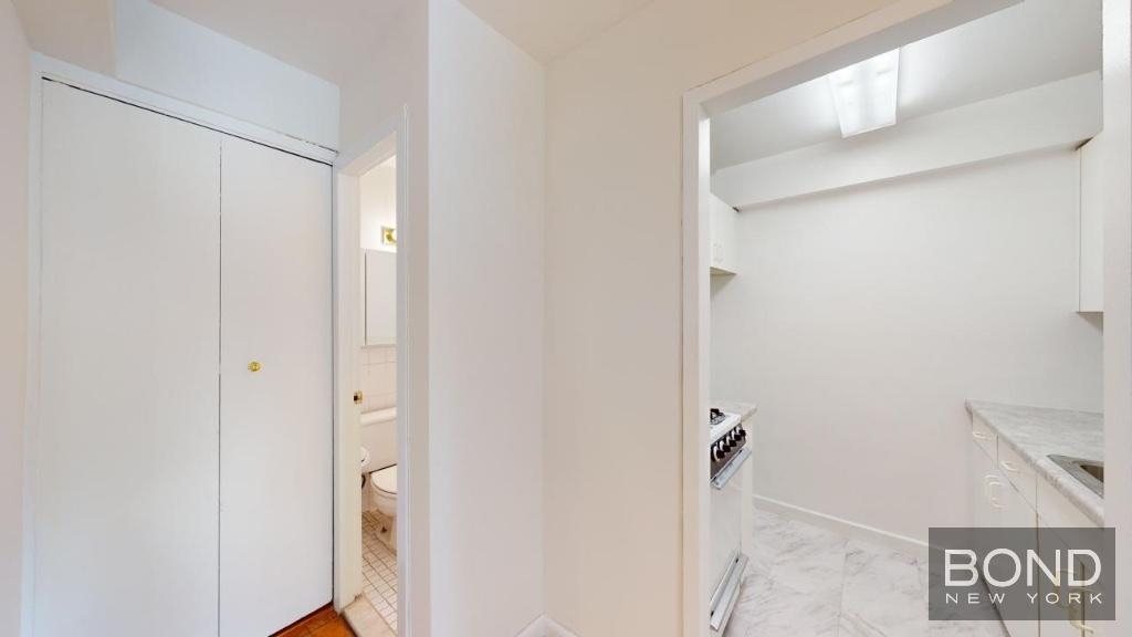 204 East 77th Street - Photo 6