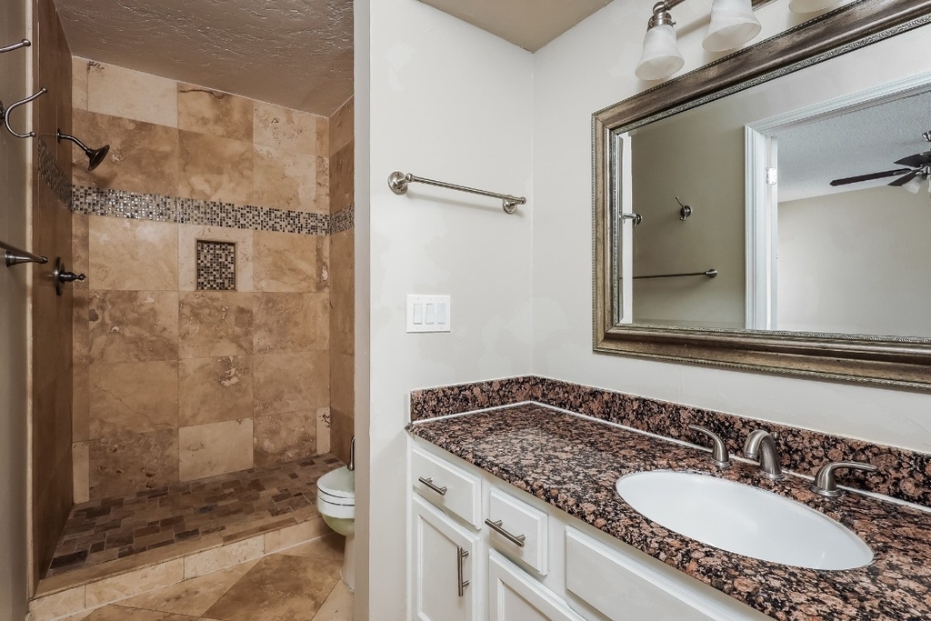 8832 Parkridge Drive - Photo 9