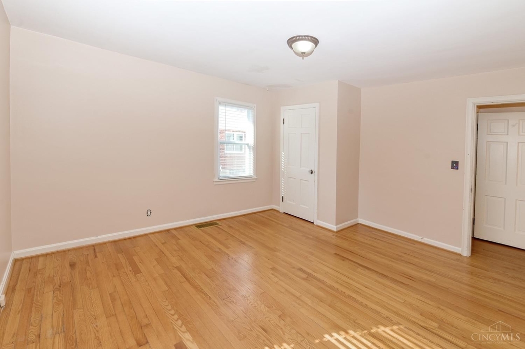 6235 Cambridge Avenue - Photo 25