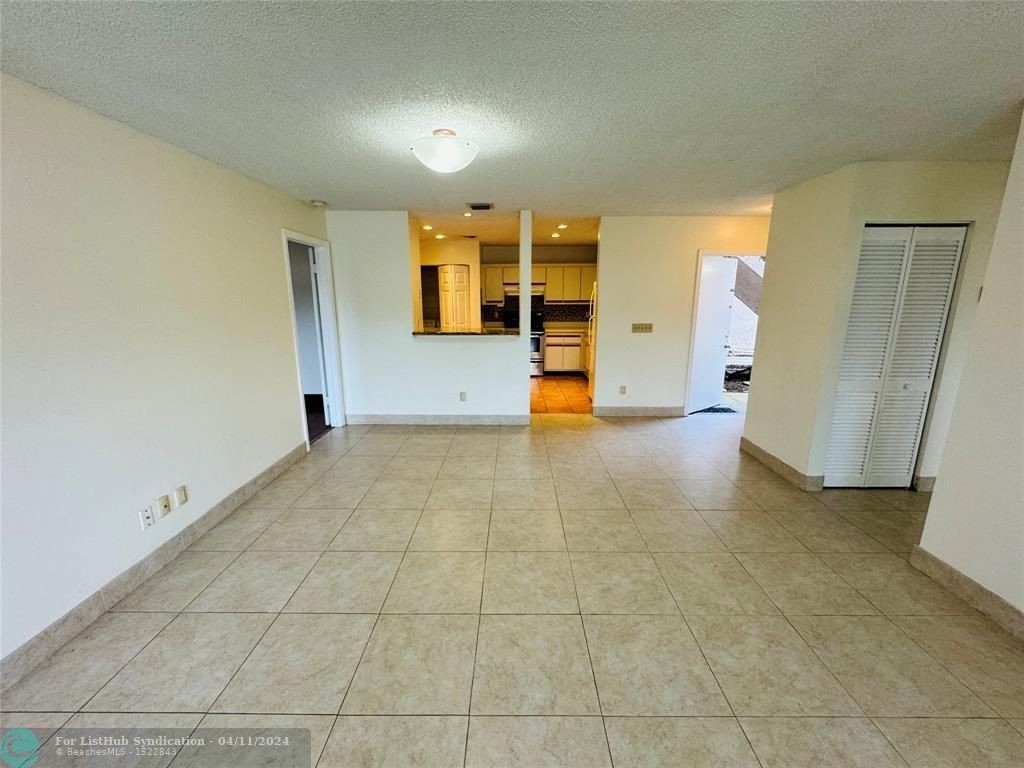 3586 Nw 95th Ter - Photo 1