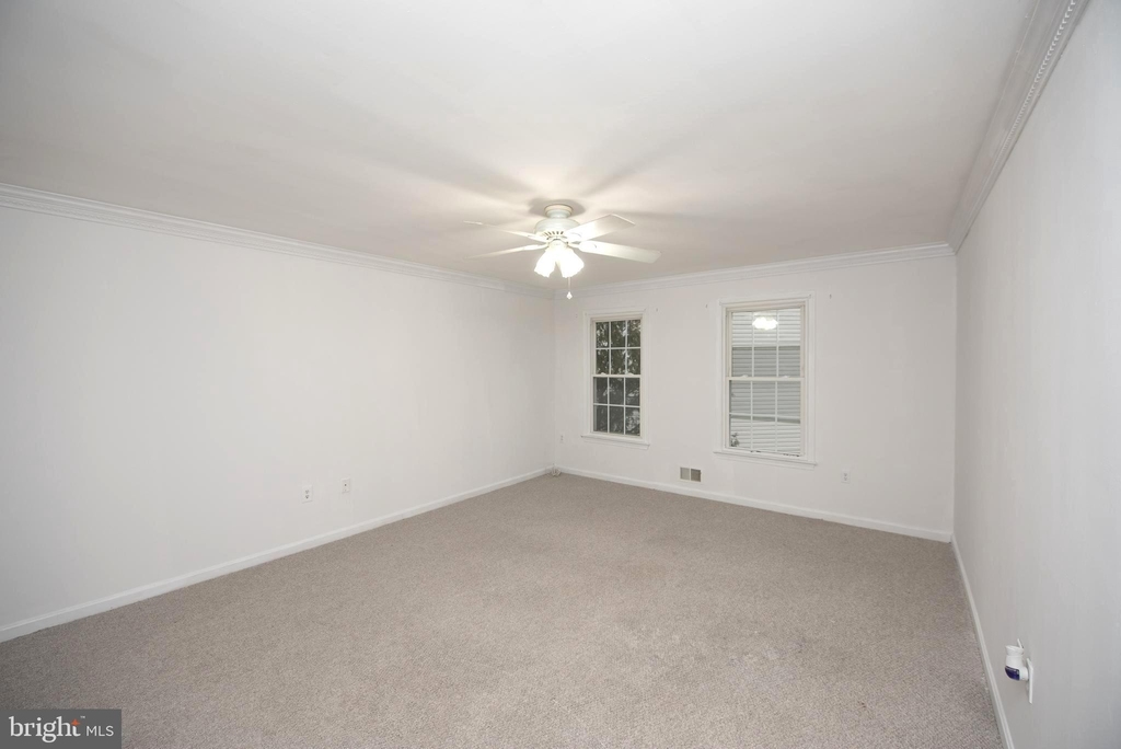 8009 Daffodil Court - Photo 17