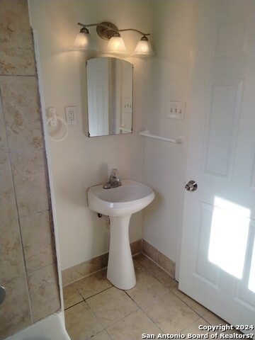 1524 W Woodlawn Ave - Photo 13