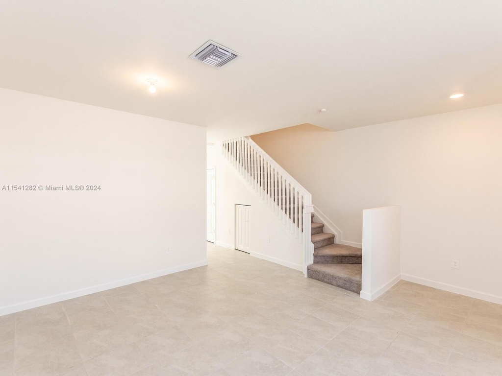 11820 Sw 247th Ter - Photo 6