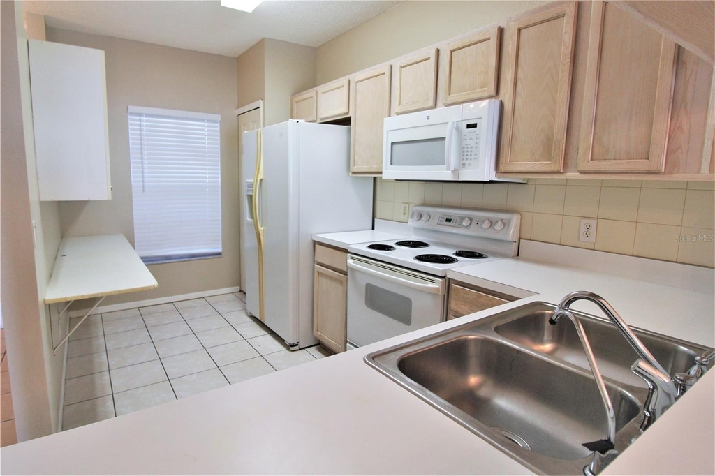 5011 Misty Canal Place - Photo 1