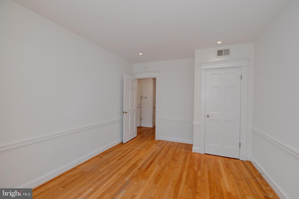 1604 44th Street Nw - Photo 37