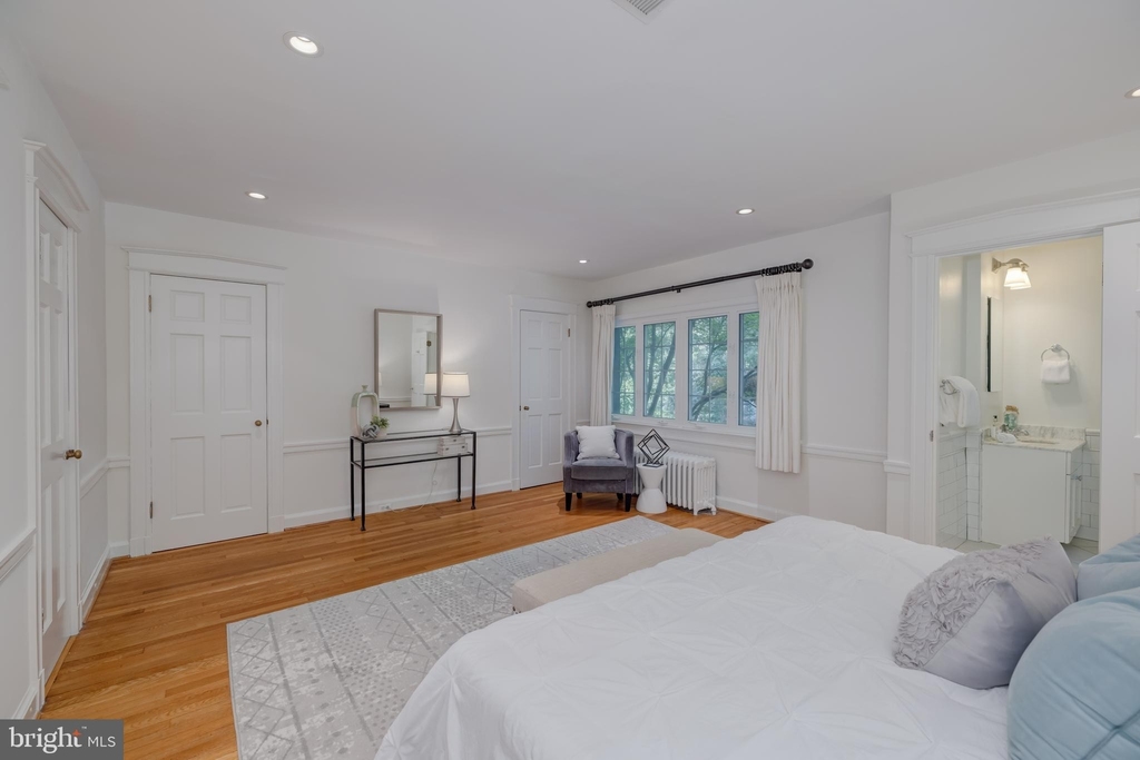 1604 44th Street Nw - Photo 23