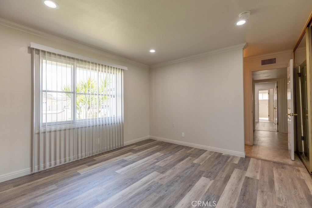 16309 Livingstone Street - Photo 6