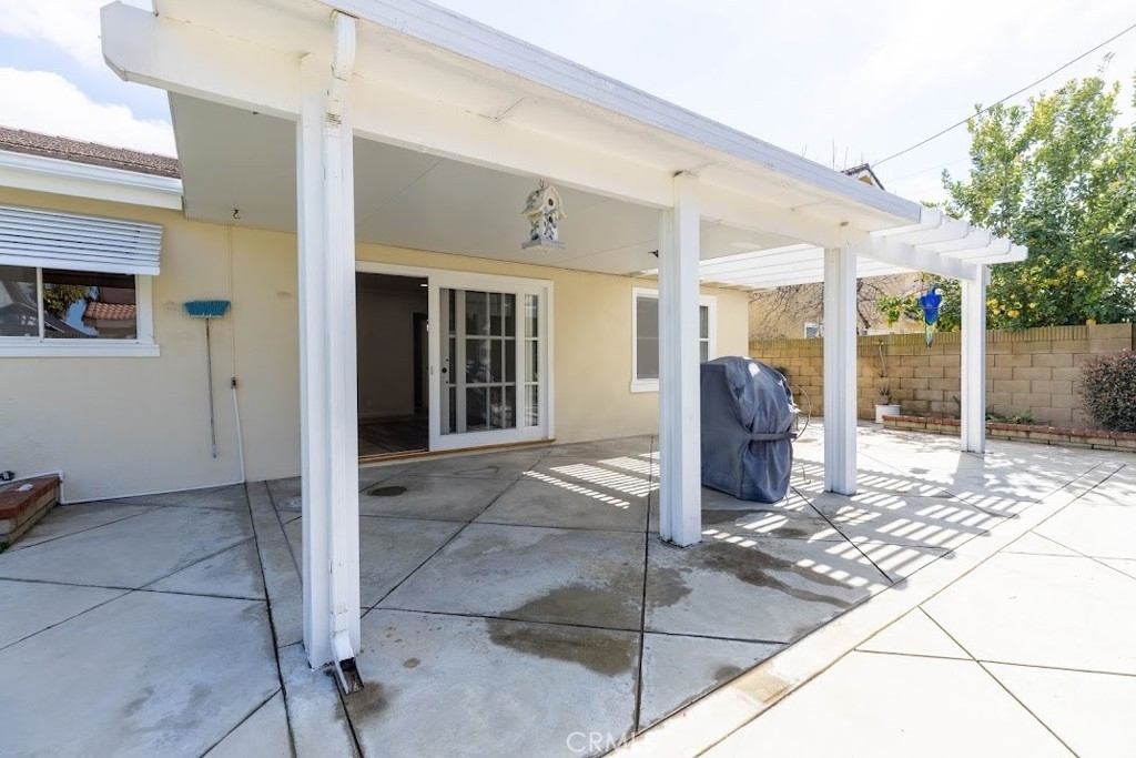 16309 Livingstone Street - Photo 12