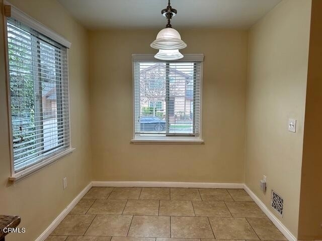 210 W Beacon Street - Photo 2