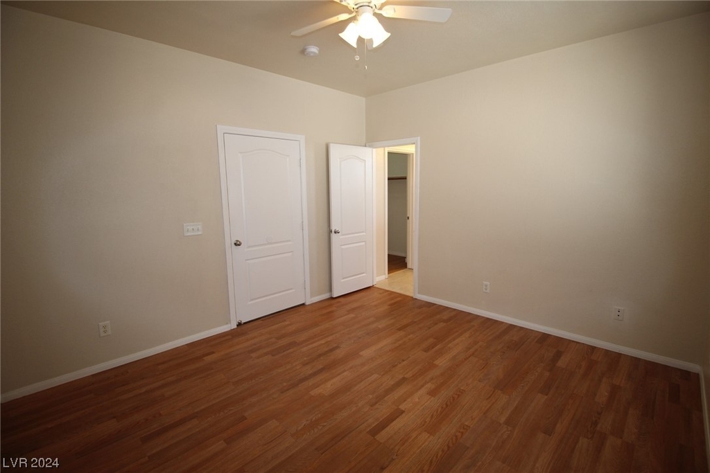 10900 Avenzano Street - Photo 8