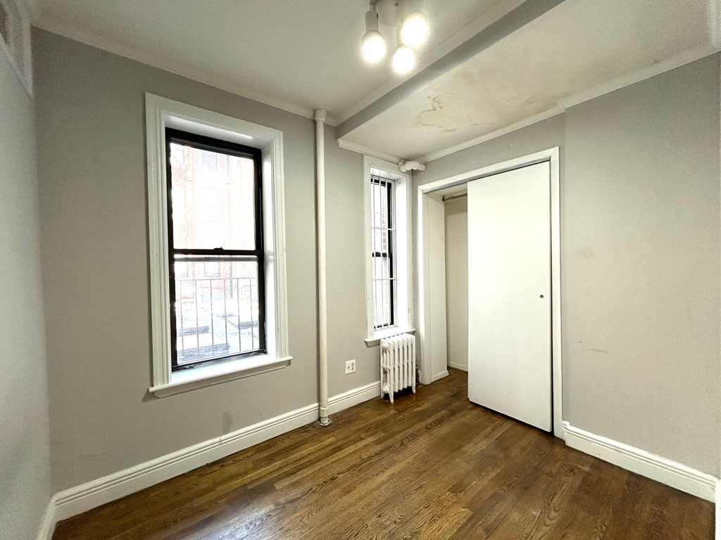 Mott & Prince St - Photo 5