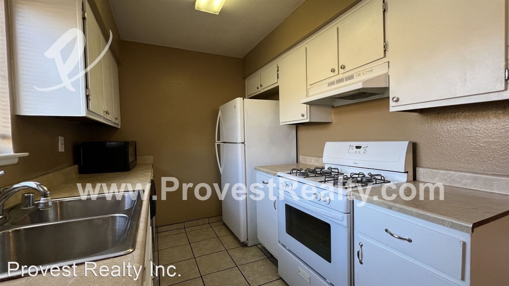 14299 La Paz Dr., #51 - Photo 10