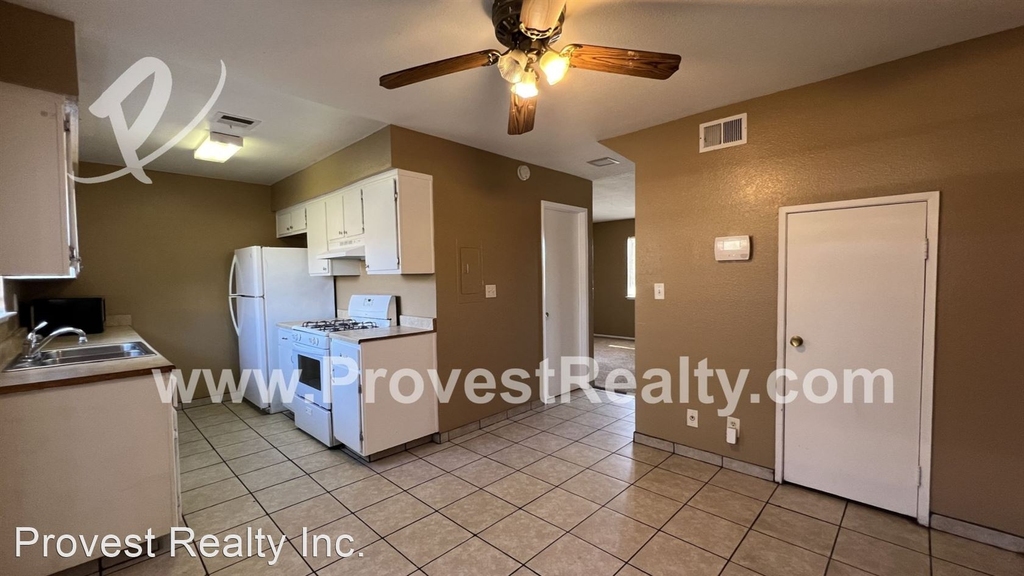 14299 La Paz Dr., #51 - Photo 8