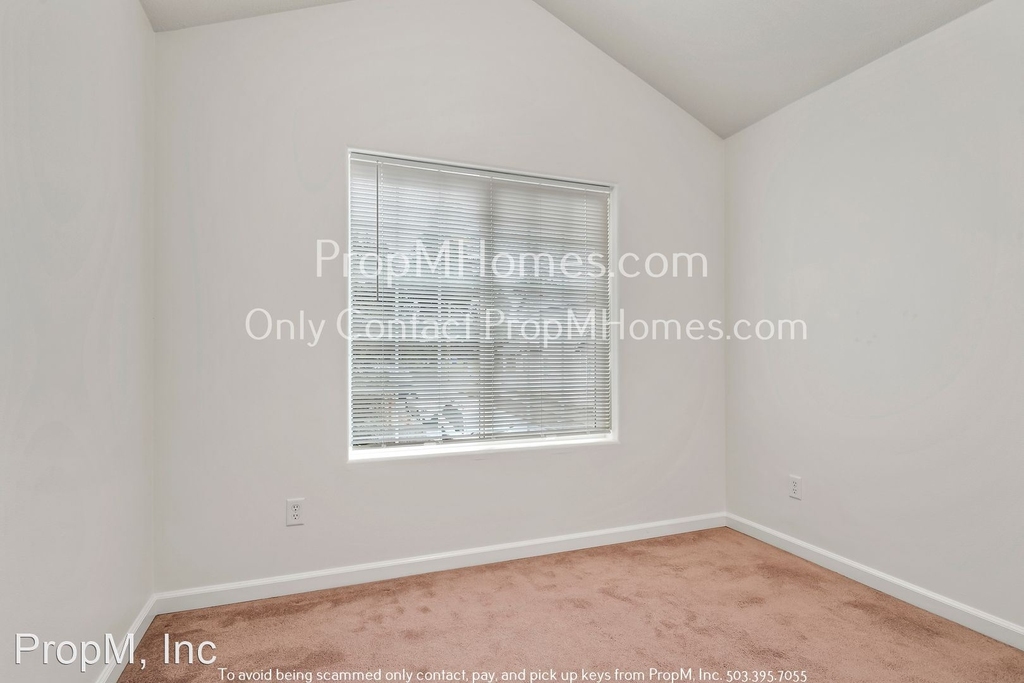 8422 Se Clinton Street - Photo 14